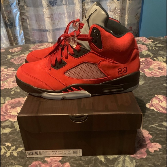 raging bull 5s size 13